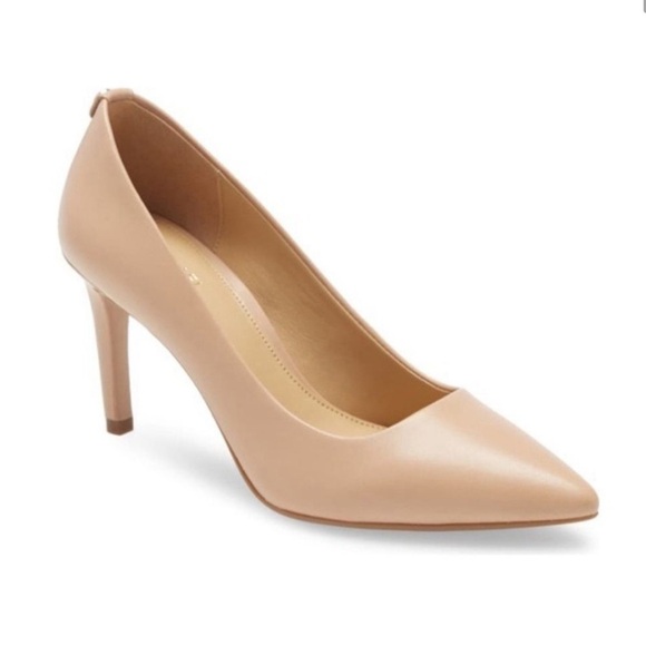 MICHAEL Michael Kors Shoes - BRAND NEW Michael Kors Dorothy Flex Pump